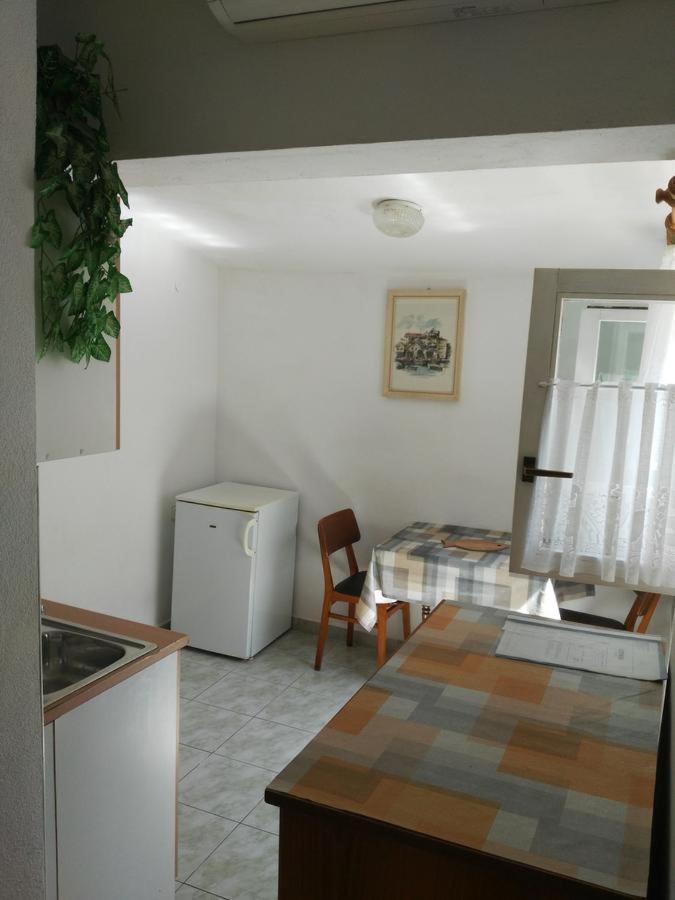 Apartmani Karuza Novalja Bagian luar foto