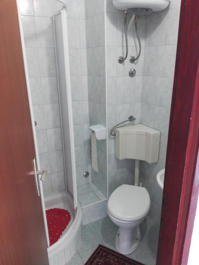 Apartmani Karuza Novalja Bagian luar foto