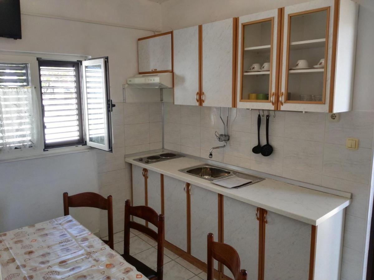 Apartmani Karuza Novalja Bagian luar foto