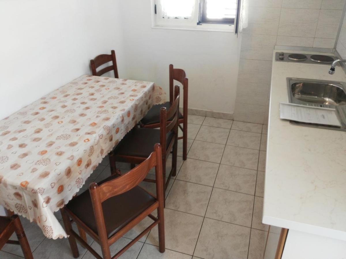 Apartmani Karuza Novalja Bagian luar foto